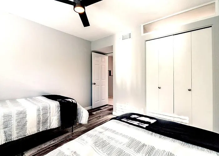 Alegria Corner - Charming Dog-friendly, 2br-1ba With Pool, Mountain Views Apartment Tucson