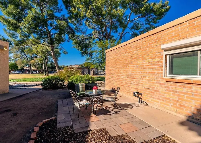 Alegria Corner - Charming Dog-friendly, 2br-1ba With Pool, Mountain Views *