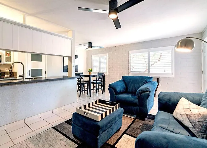 Alegria Corner - Charming Dog-friendly, 2br-1ba With Pool, Mountain Views *