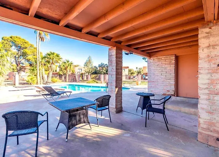 Apartment Alegria Corner - Charming Dog-friendly, 2br-1ba With Pool, Mountain Views Tucson